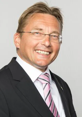 Prof. Günther Hellberg