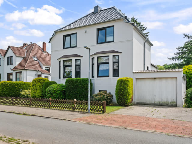 Exposé-Foto 2 von 10 der Bremer Villa